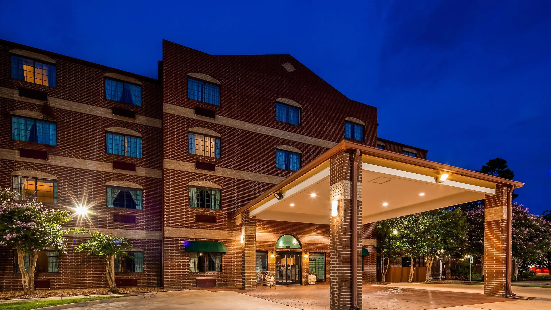 4 Top-Rated Family-Friendly Hotels In The Woodlands